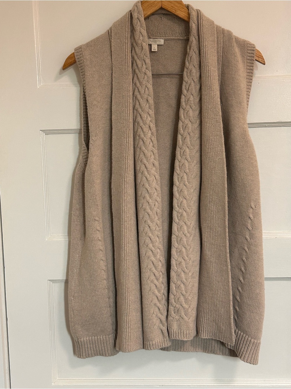 Talbots Cable-Knit Sleeveless Cardigan Vest in Beige